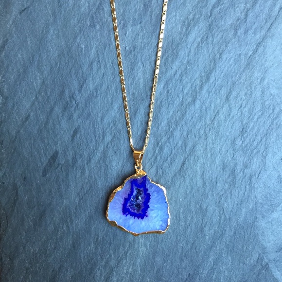 Natural Agate Druzy pendant necklace - Picture 1 of 4